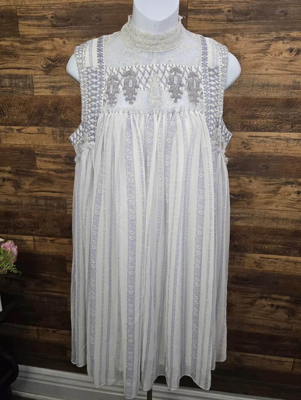 Free People✨️Ivory Lace-Trim Sleeveless Boho Dress with Gray Stripes-Size: M